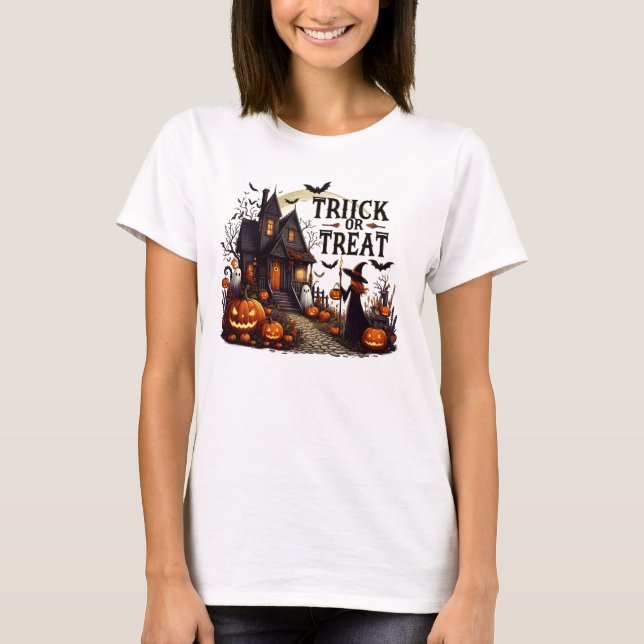 Haunted house path filled with pumpkins and ghosts T-Shirt (Front)
