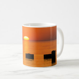 Hausse de la tasse de café orange
