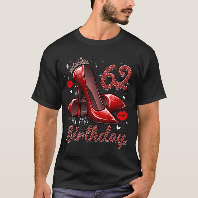 Haut talons entrant dans Mon 62e anniversaire 62 e (Devant)