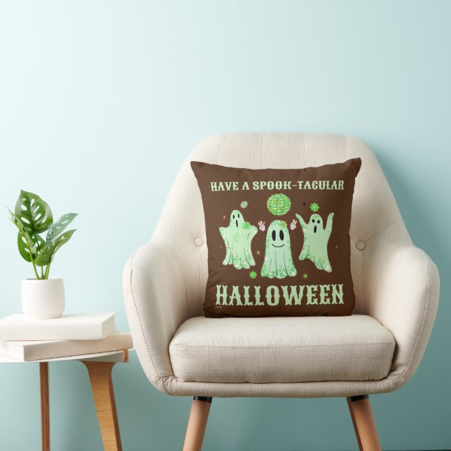 HAVE A SPOOK-TACULAR HALLOWEEN funny ghost         Throw Pillow (Chair)