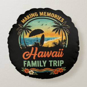 Hawaii Family Trip Beach Sunset Paragliding Scene Round Pillow