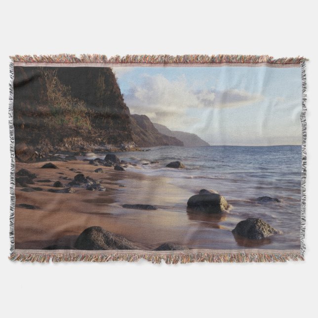Hawaii, Kauai, Haena State Park 2 Throw Blanket (Front)