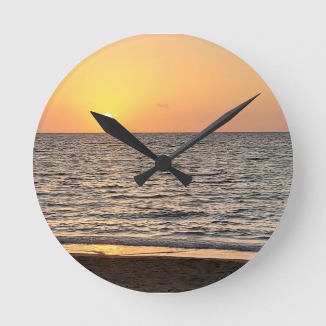 Hawaii Sunset Round Clock (Front)