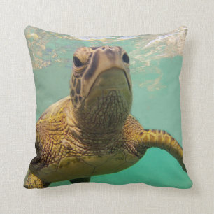 Hawaii Turtle Throw Pillow