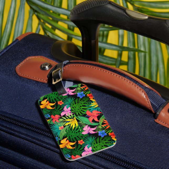 Hawaiian Print Luggage Tag (Front Insitu 1)