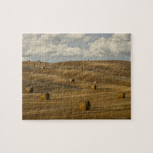 Hay bales and rolling landscape, Tuscany, Italy Jigsaw Puzzle
