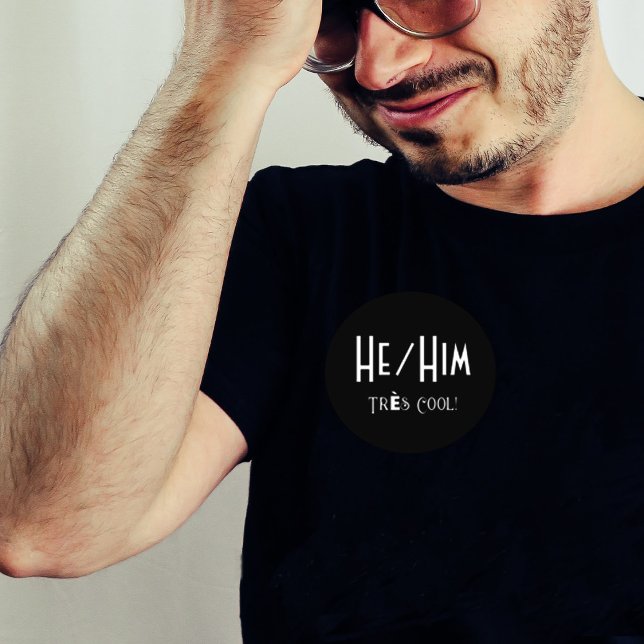 HE/HIM Tres Cool Round Button (Creator Uploaded)