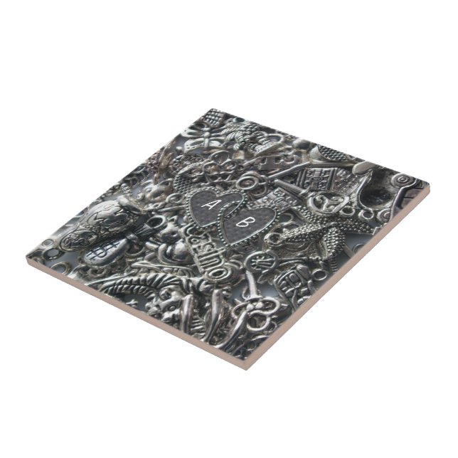 Heart charms tile (Side)