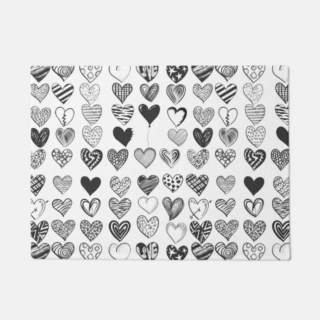 Heart in black and white doormat (Front)