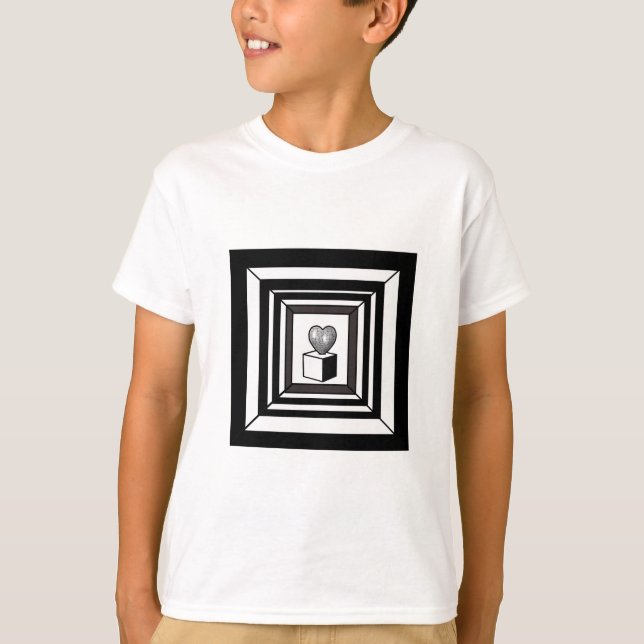 heart maze T-Shirt (Front)