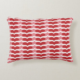 Heart pattern accent pillow