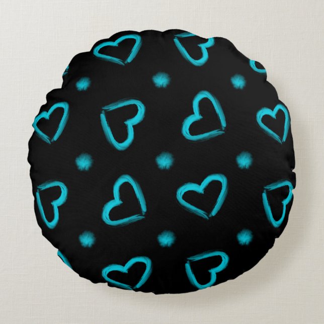 Heart Pattern in Blue & Black Round Pillow (Front)