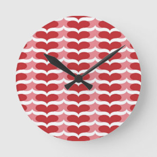 Heart pattern round clock