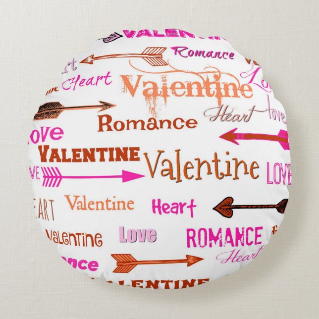  Heart, Valentine and Romance With Cupid Arrows Round Pillow (Front)