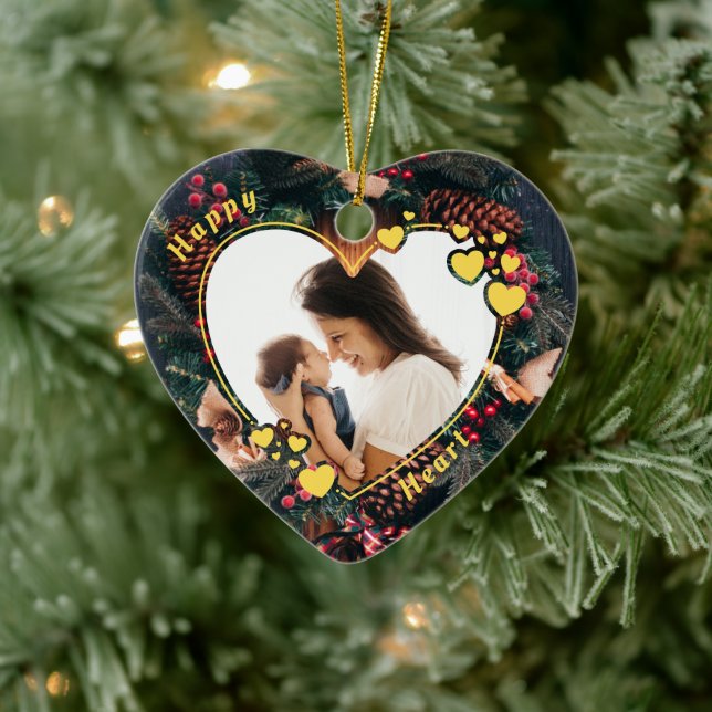 Hearts Frame Photo Ornament with Wreath Background (Tree)