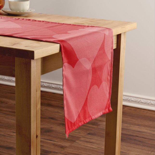 Hearts Pattern 19 Short Table Runner (In Situ)