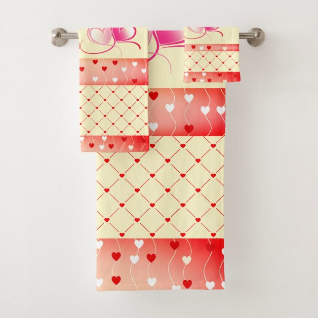 Hearts Trendy Bath Towel Set (Insitu)