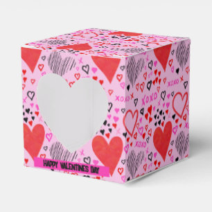 Hearts, XOXO Pink Pattern Paper Plates Favor Box
