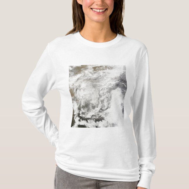 Heavy snowfall in China T-Shirt (Front)