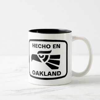 Hecho en Oakland personalizado custom personalized Two-Tone Coffee Mug