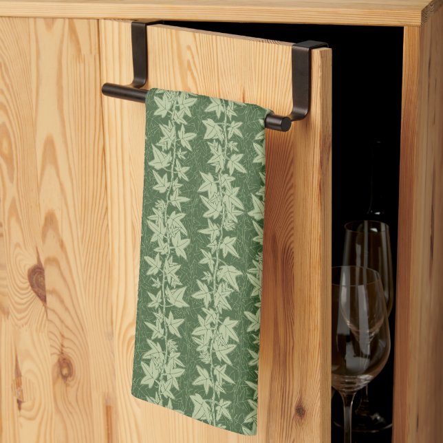 Hedera Ivy Vines - botanical green L_D pattern. Kitchen Towel (Thirds Fold)