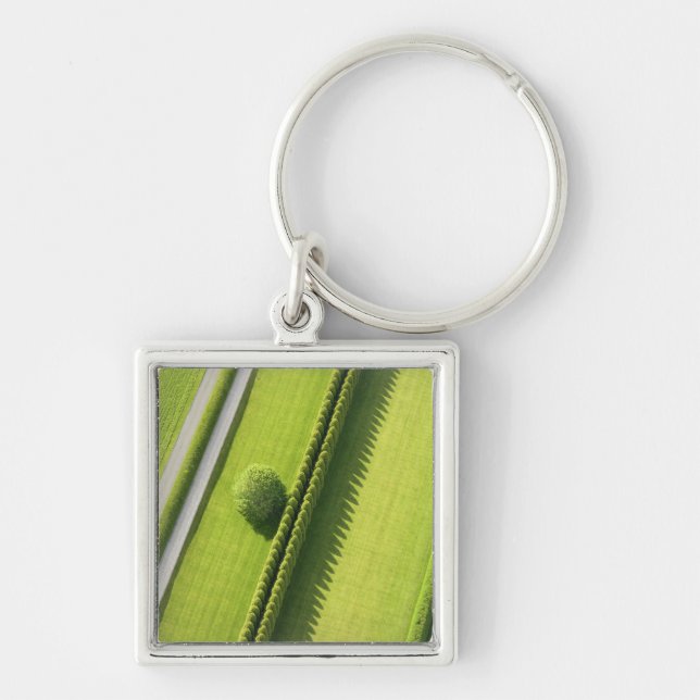 Hedge in The Hamptons Keychain (Front)
