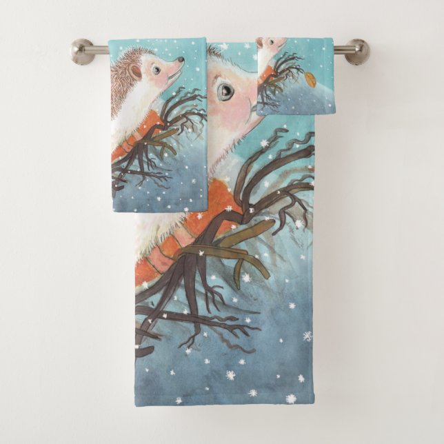 Hedgehog and first snowflakes   bath towel set (Insitu)