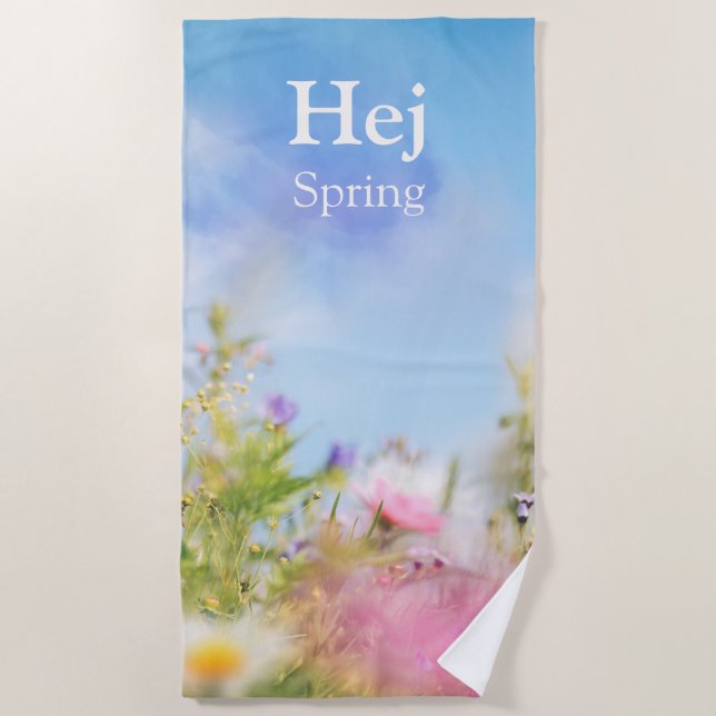 Hej Spring, natural wildflowers under a blue sky Beach Towel (Front)