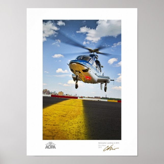 Helicopter Landing in NYC Gallery Poster (Front)
