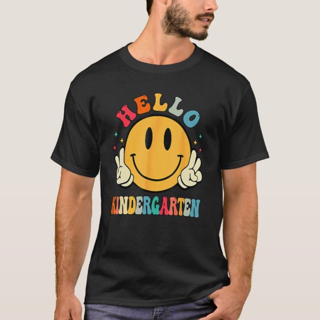 Hello Kindergarten Smile Face Team Kinder Back To  T-Shirt (Front)