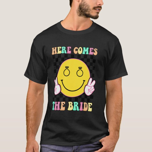 Here Comes The Bride Groovy Bachelorette Party Tea T-Shirt (Front)