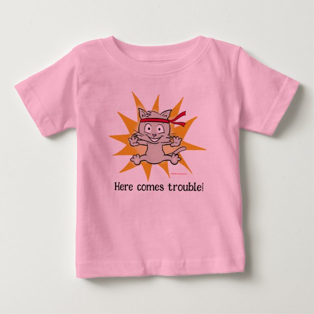 "Here comes trouble!" - fun cute kitten top (Front)