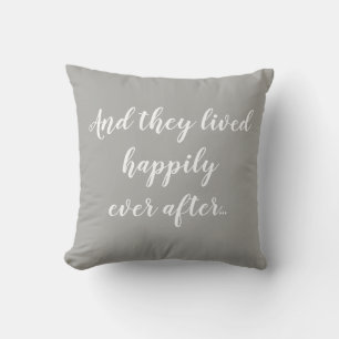 Heureux toujours après Mariage Coussin