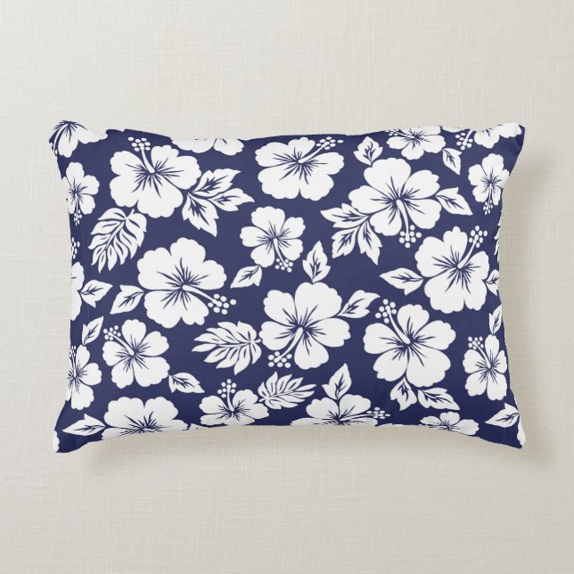 Hibiscus pattern accent pillow (Front)