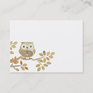 Hibou avec la cravate dans le carte de visite