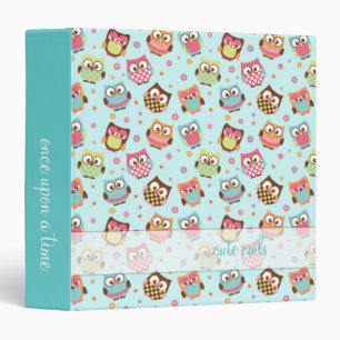 Hiboux mignons sur le classeur turquoise de