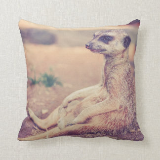 "HIER SIT EK" THROW PILLOW