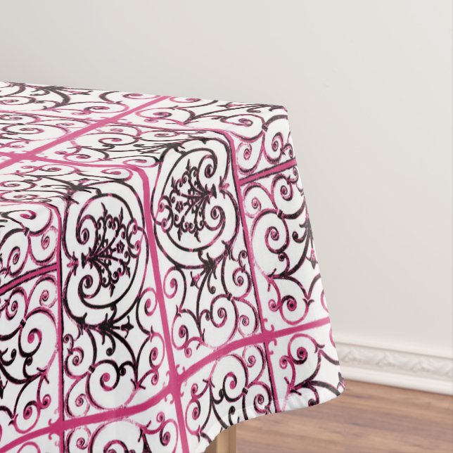 Highgate Iron Tablecloth (In Situ)