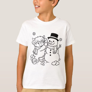 Highland cow Building a Snowman T-Shirt