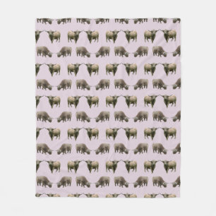 Highland Cow Frenzy Fleece Blanket (Dusty Pink)