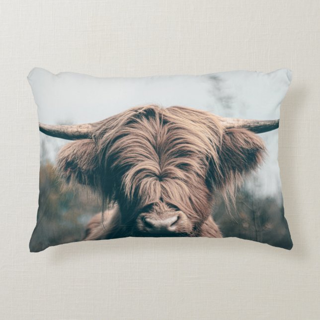 Highland cow portrait accent pillow (Front)