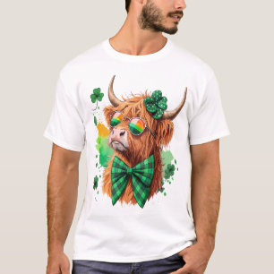 Highland Cow St Patrick�s Png, Lucky Cow T-Shirt