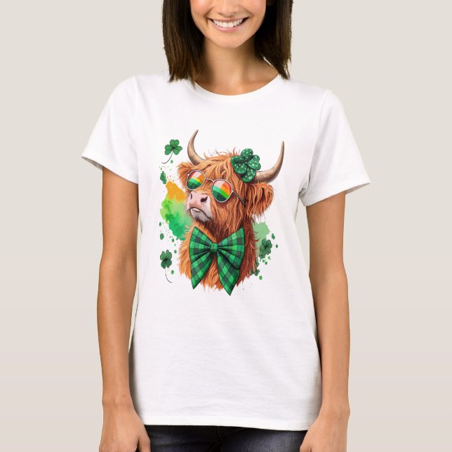 Highland Cow St Patrick�s Png, Lucky Cow T-Shirt (Front)