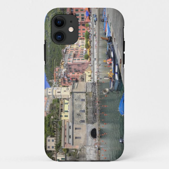 Hillside town of Vernazza, Cinque Terre, Liguria Case-Mate iPhone Case (Back)