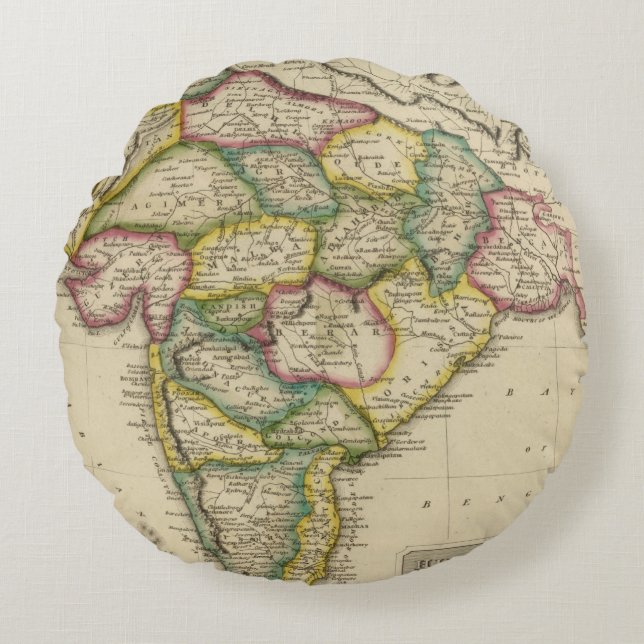 Hindoostan 3 round pillow (Front)