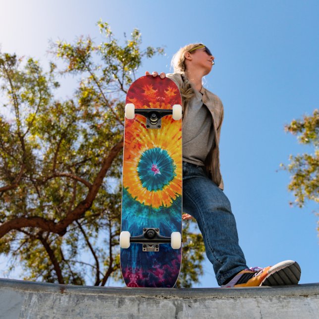 Hippie Tie Dye skateboard to ride in the clouds (Extérieur 1)