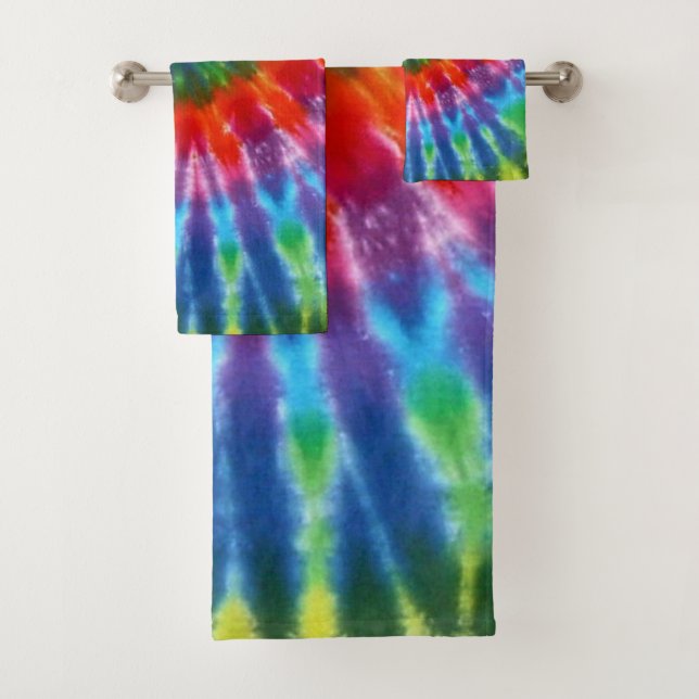 Hippy Peace Retro 60s Tie Dye Bath Towel Set (Insitu)