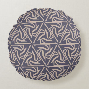 Hipster pattern with polygonal elements. Triangles Round Pillow