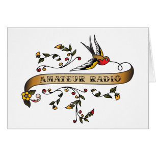 Hirondelle et rouleau avec la radio amateur