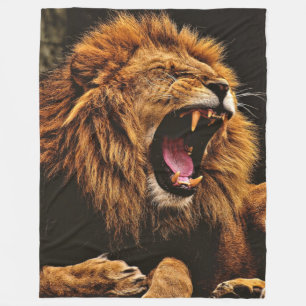 HIS MAJESTY ROARS FLEECE BLANKET